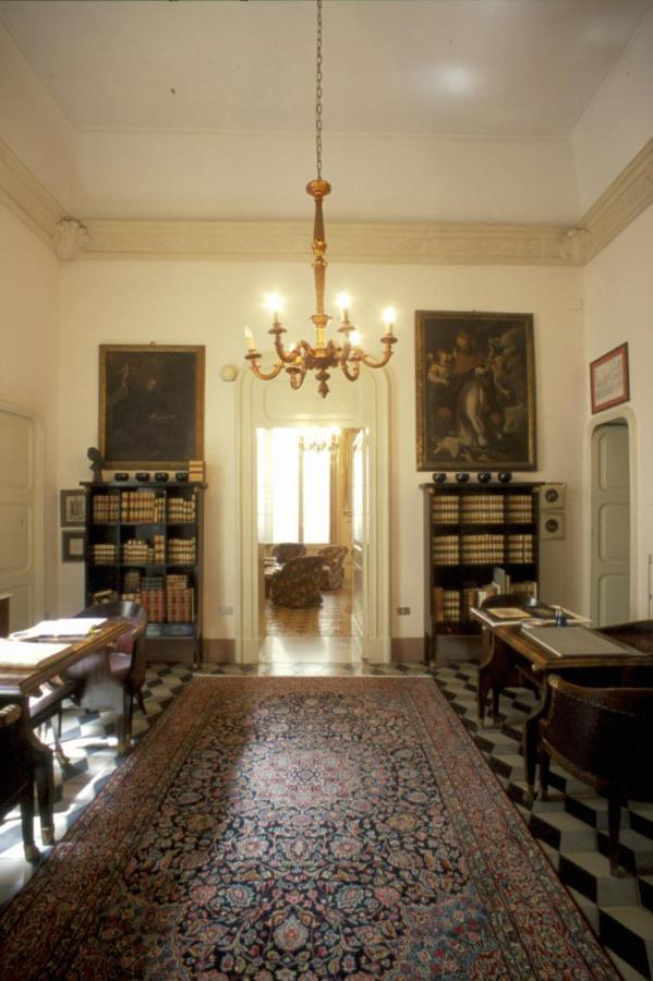 Palazzo Bernardini Suites Lecce Exterior foto