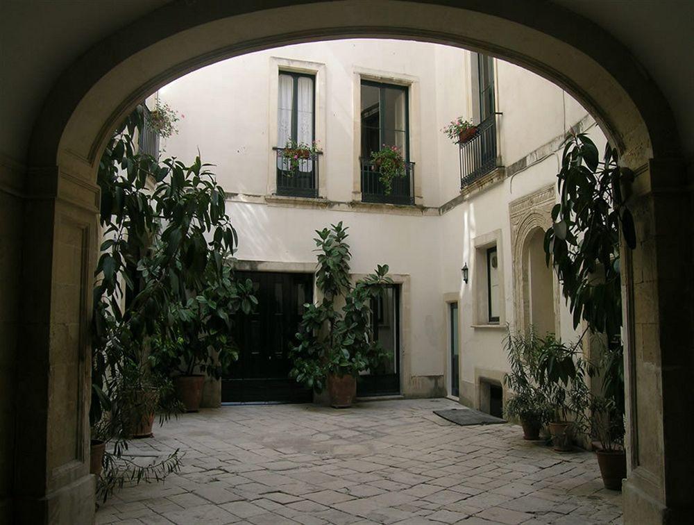 Palazzo Bernardini Suites Lecce Exterior foto