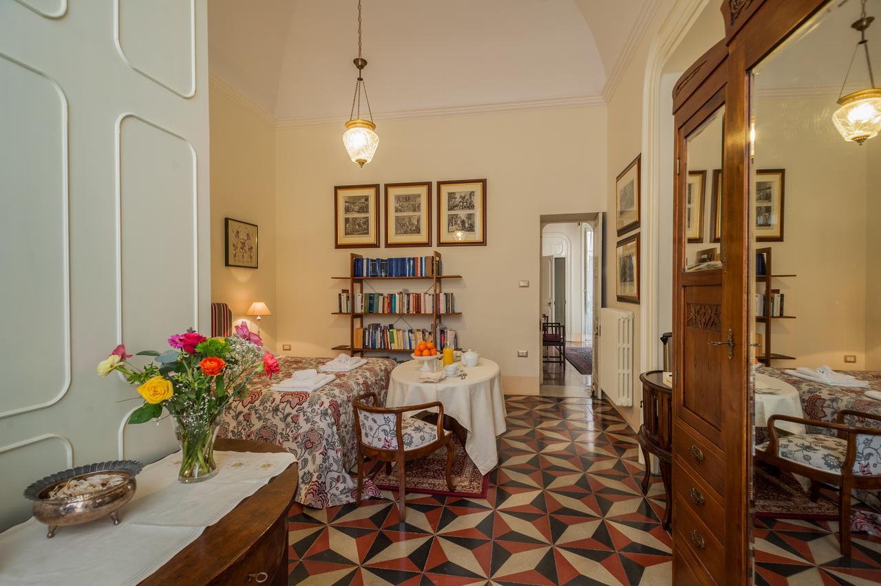 Palazzo Bernardini Suites Lecce Exterior foto
