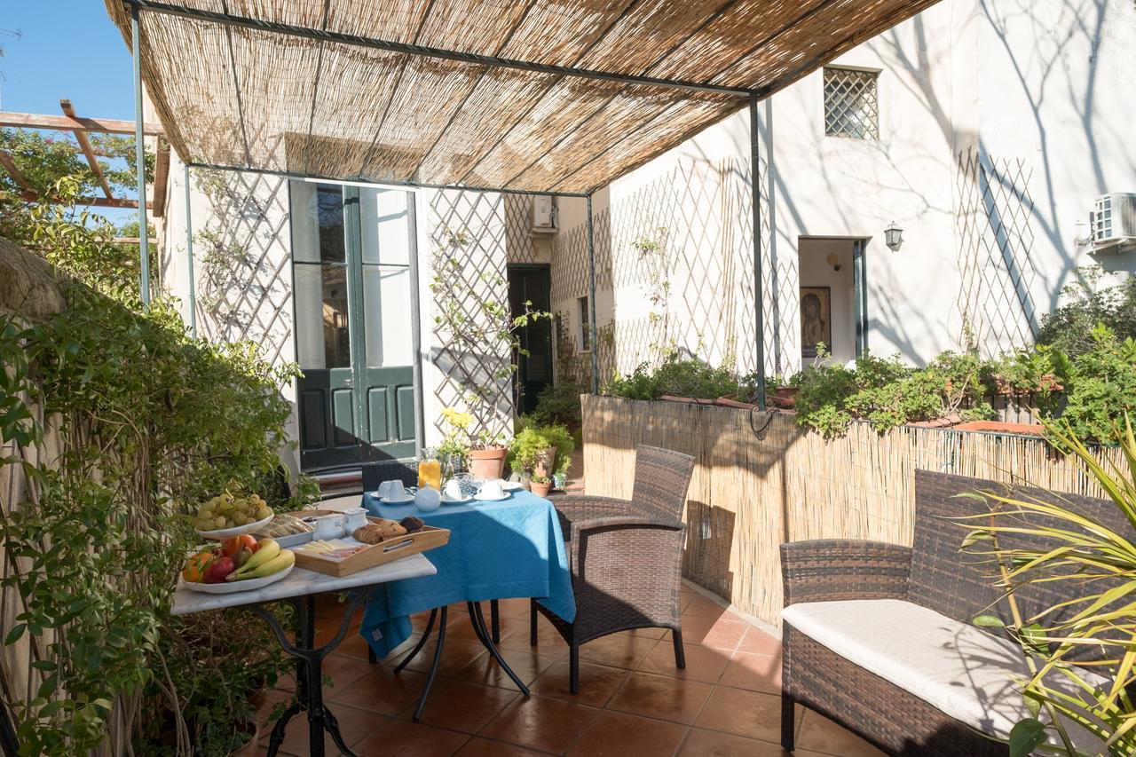 Palazzo Bernardini Suites Lecce Exterior foto